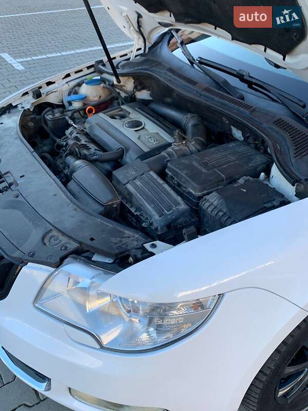 Лифтбек Skoda Superb 2008 в Ужгороде