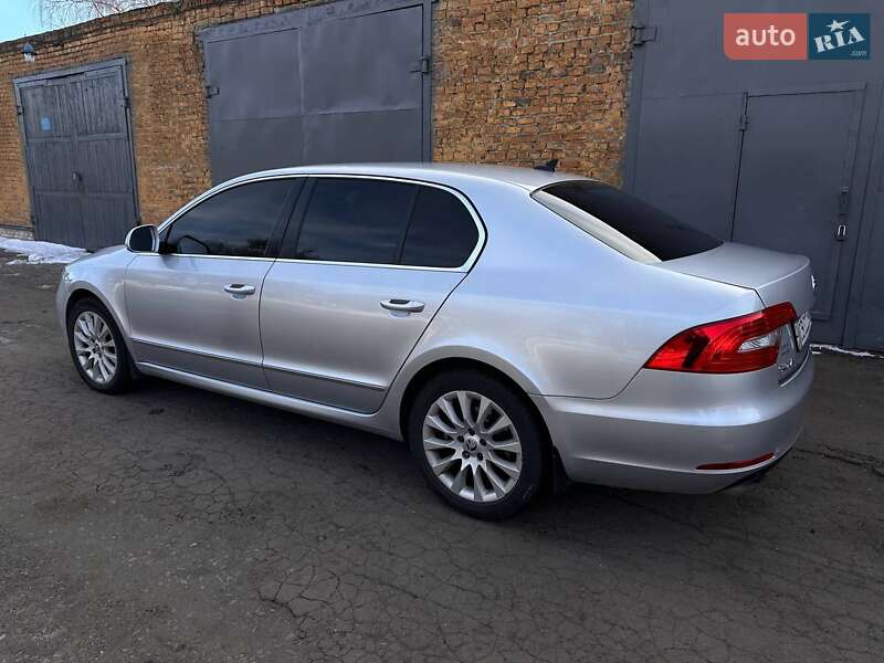 Лифтбек Skoda Superb 2013 в Нежине фото 3 Лифтбек Skoda Superb 2013 в Нежине
