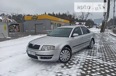 Skoda Superb 2004