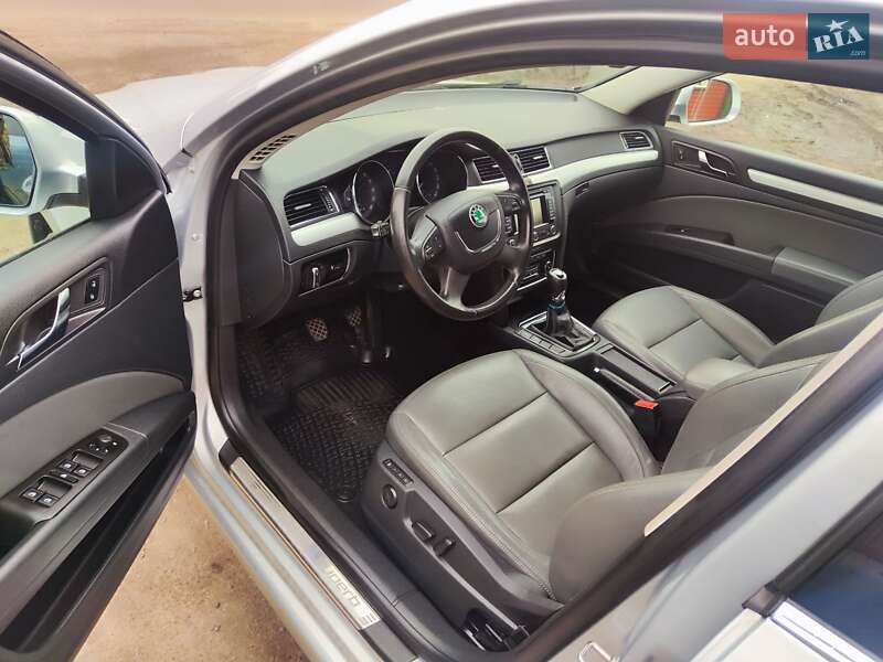 Универсал Skoda Superb 2012 в Дергачах фото 5 Универсал Skoda Superb 2012 в Дергачах