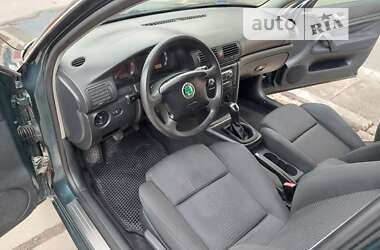 Ліфтбек Skoda Superb 2004 в Тульчині