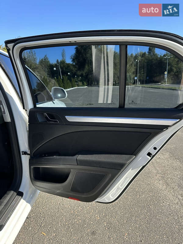 Ліфтбек Skoda Superb 2011 в Кам'янському