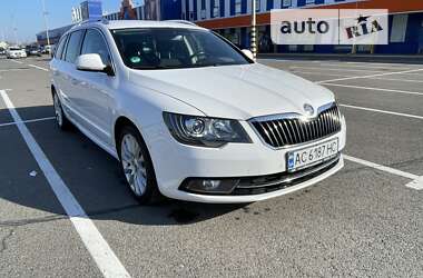 Универсал Skoda Superb 2013 в Луцке