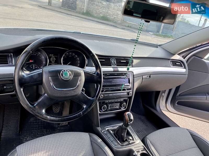 Лифтбек Skoda Superb 2012 в Ивано-Франковске фото 6 Лифтбек Skoda Superb 2012 в Ивано-Франковске