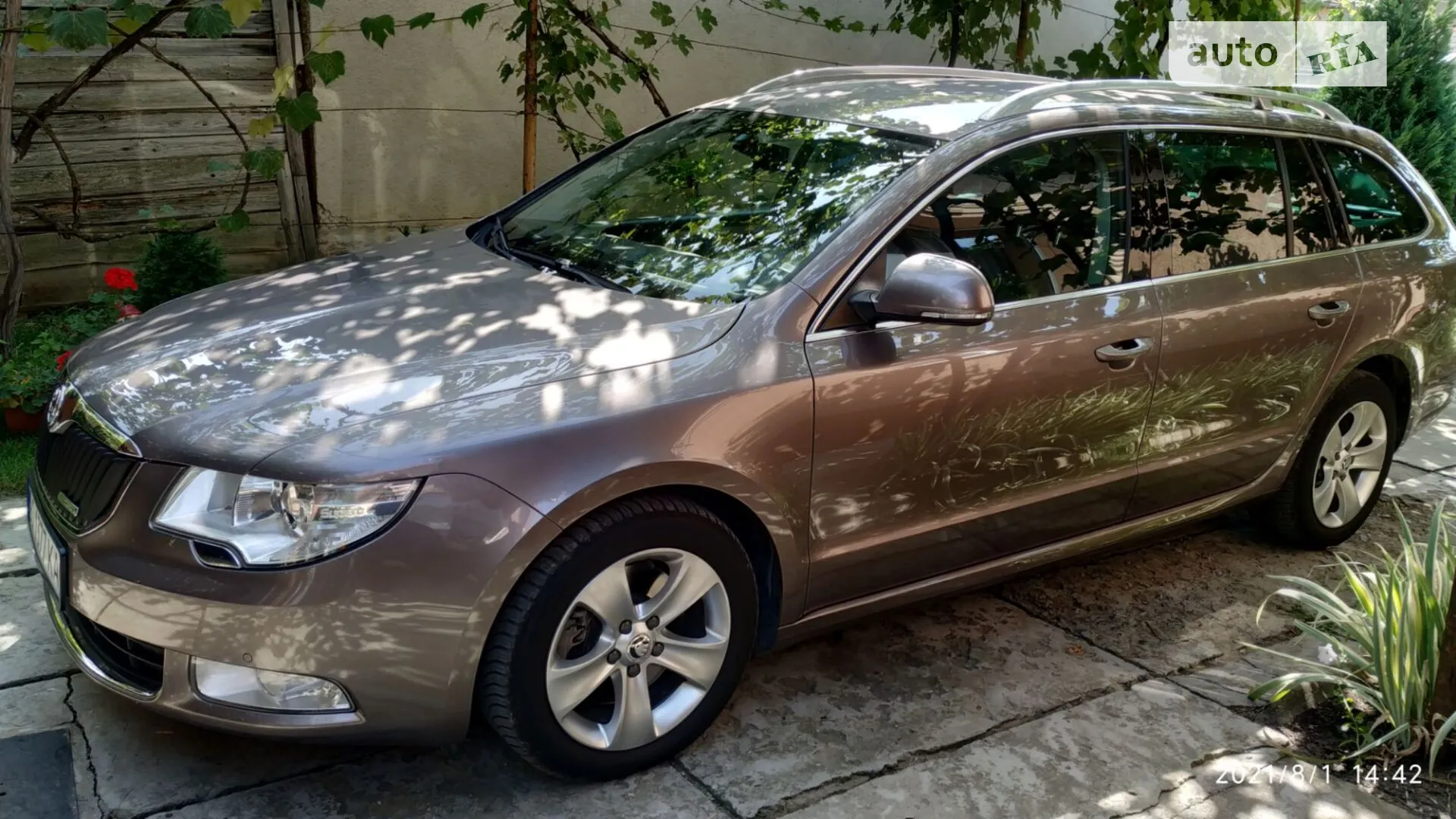 2010 Skoda Superb - мініатюра 11