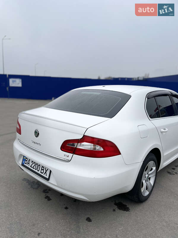 Ліфтбек Skoda Superb 2013 в Кропивницькому фото 3 Ліфтбек Skoda Superb 2013 в Кропивницькому