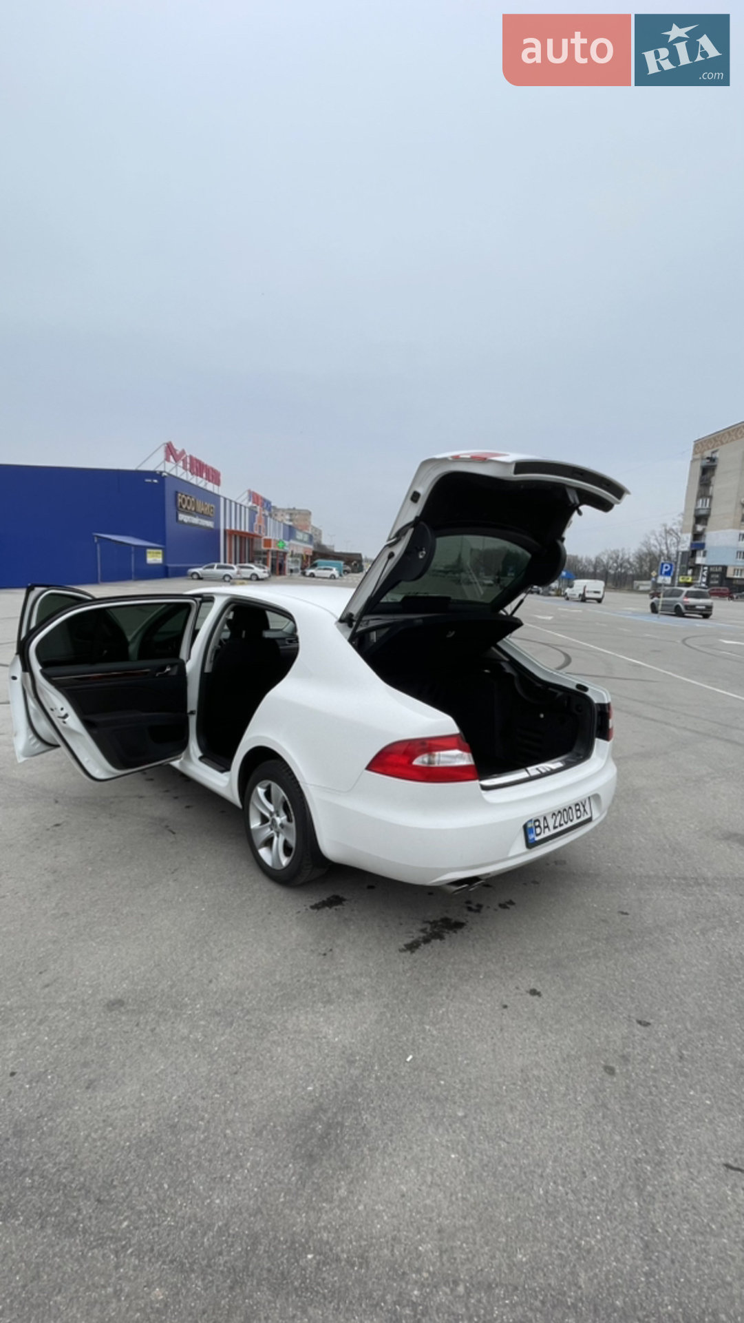 2013 Skoda Superb - мініатюра 9
