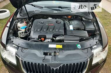 Универсал Skoda Superb 2012 в Калуше