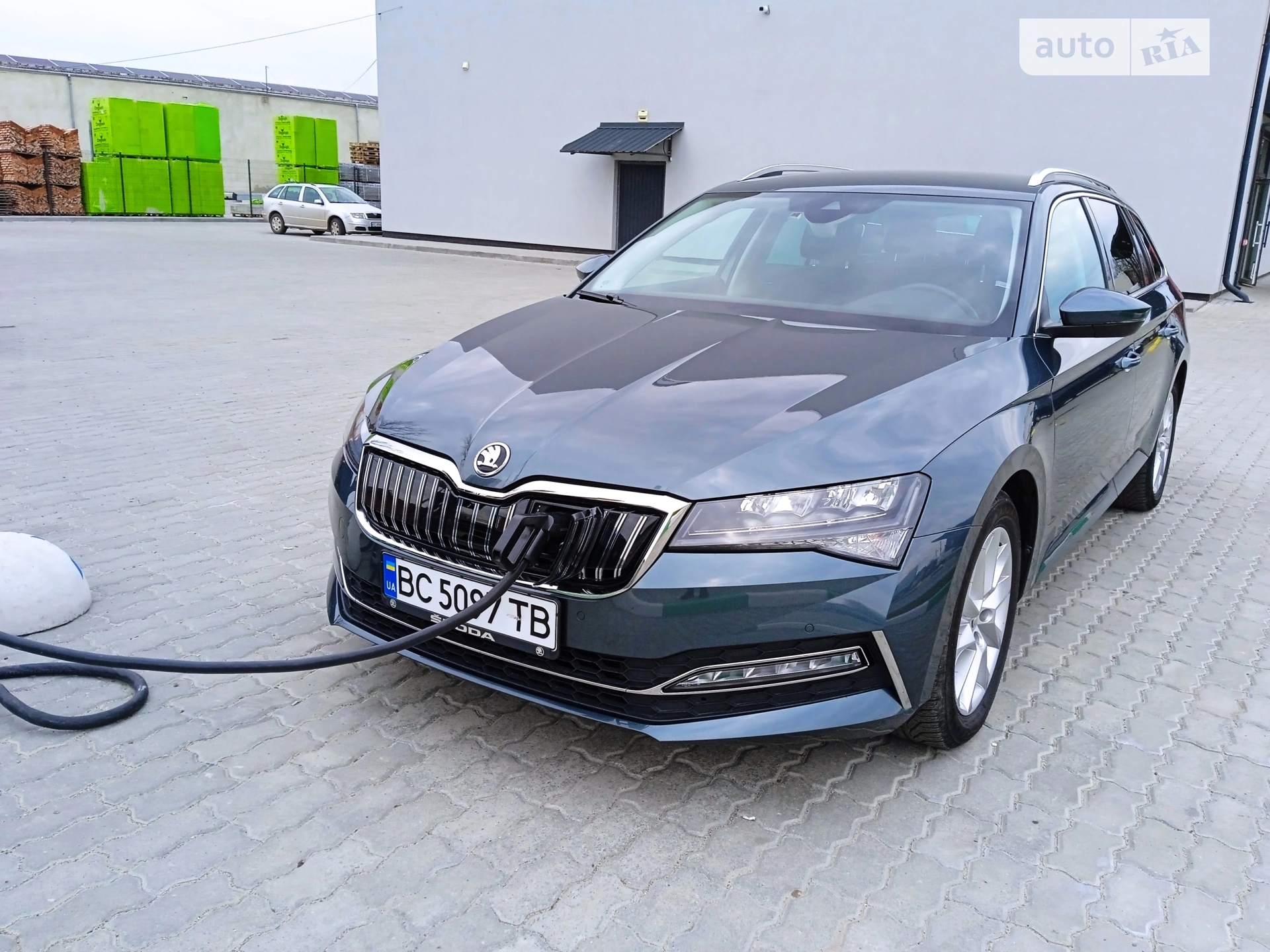 2020 Skoda Superb - мініатюра 7