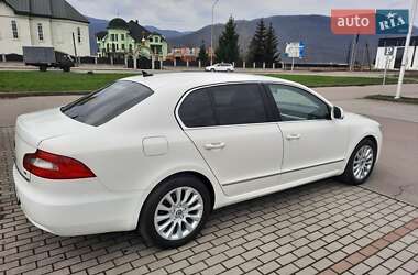 Лифтбек Skoda Superb 2011 в Хусте