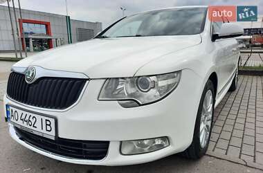 Лифтбек Skoda Superb 2011 в Хусте