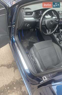Універсал Skoda Superb 2017 в Кропивницькому