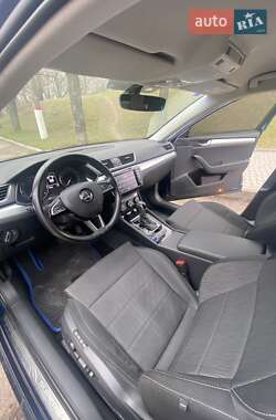 Універсал Skoda Superb 2017 в Кропивницькому