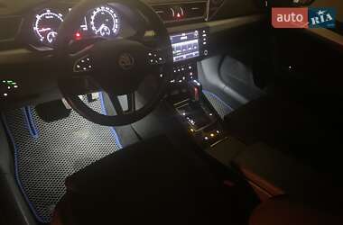 Універсал Skoda Superb 2017 в Кропивницькому
