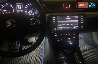 Універсал Skoda Superb 2017 в Кропивницькому