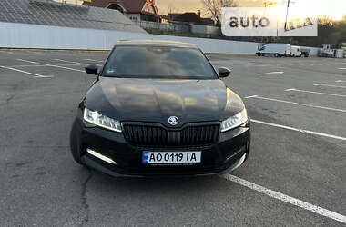 Лифтбек Skoda Superb 2019 в Ужгороде