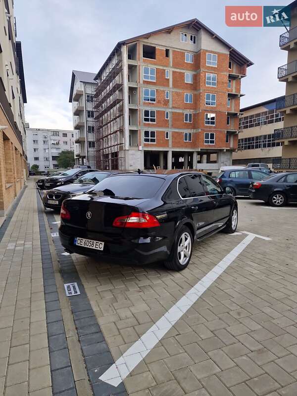 Лифтбек Skoda Superb 2009 в Сторожинце