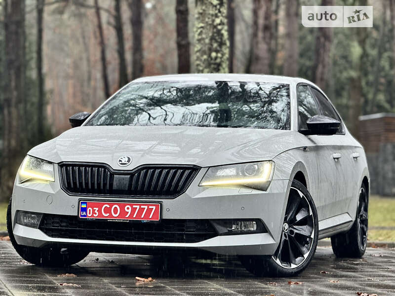 Лифтбек Skoda Superb 2019 в Луцке