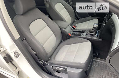 Лифтбек Skoda Superb 2011 в Смеле