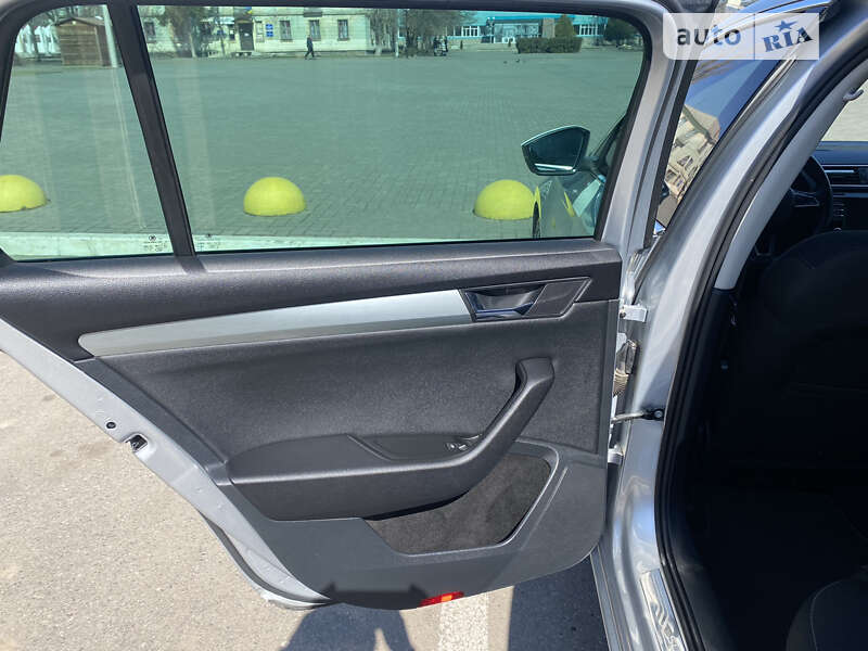 Универсал Skoda Superb 2016 в Покрове