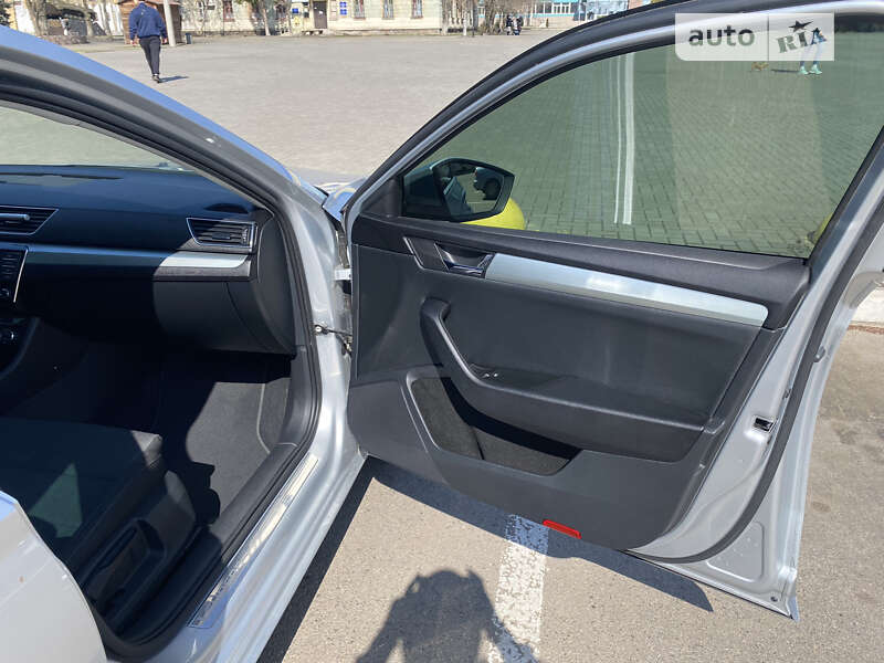 Универсал Skoda Superb 2016 в Покрове