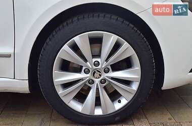 Універсал Skoda Superb 2013 в 
