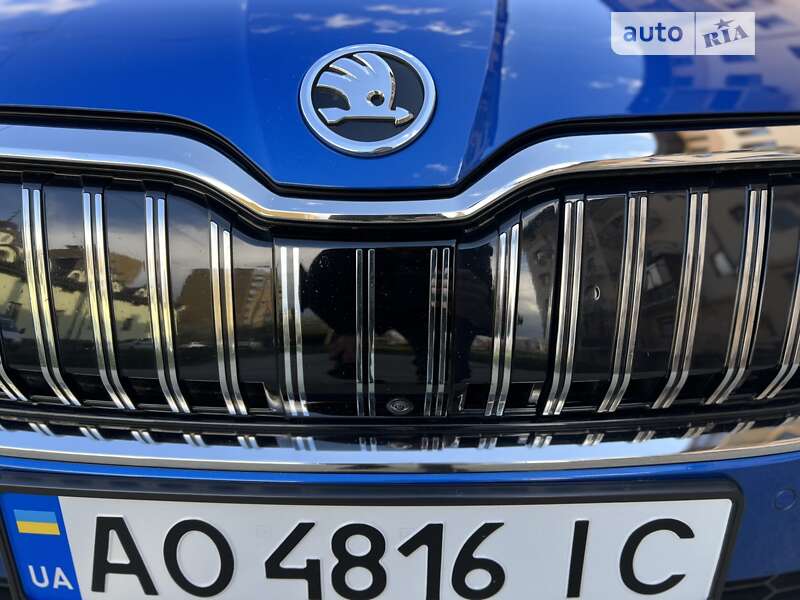 Лифтбек Skoda Superb 2020 в Ужгороде