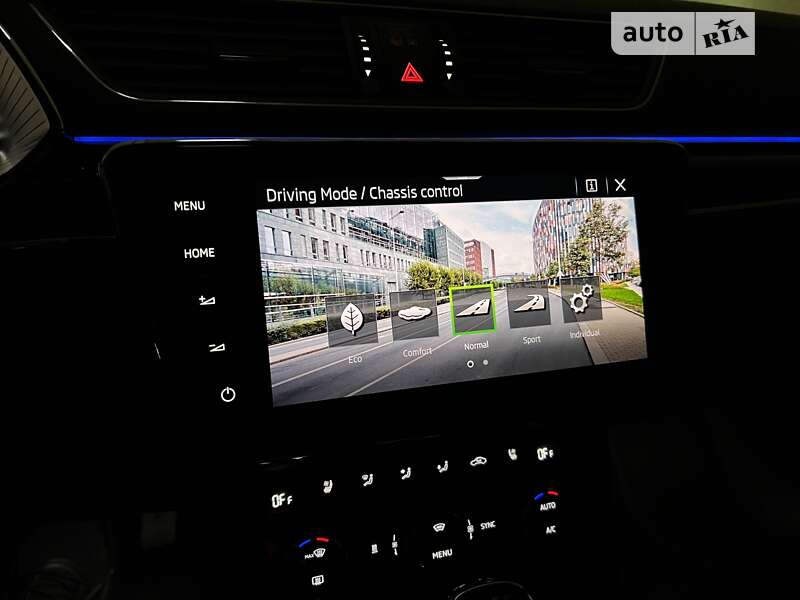 Лифтбек Skoda Superb 2020 в Ужгороде