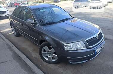 Лифтбек Skoda Superb 2005 в Кривом Роге