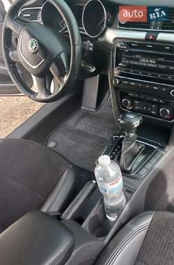 Лифтбек Skoda Superb 2010 в 