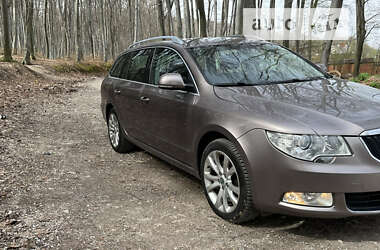 Універсал Skoda Superb 2010 в Львові