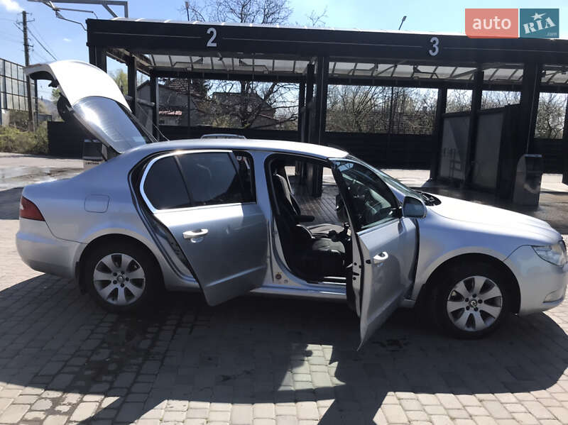 Ліфтбек Skoda Superb 2008 в Береговому