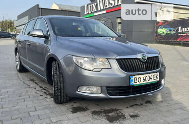 Лифтбек Skoda Superb 2009 в Теребовле