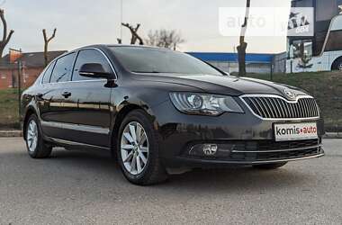 Лифтбек Skoda Superb 2014 в Хмельницком