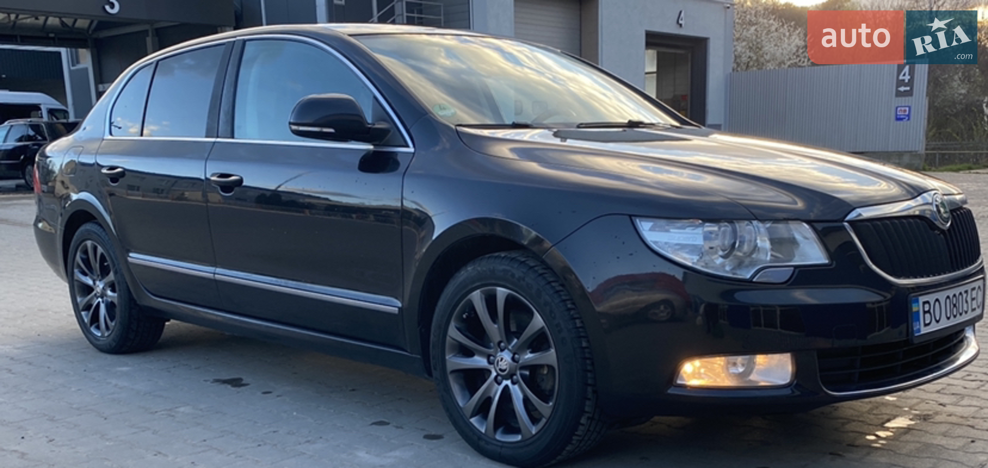 2012 Skoda Superb - мініатюра 3