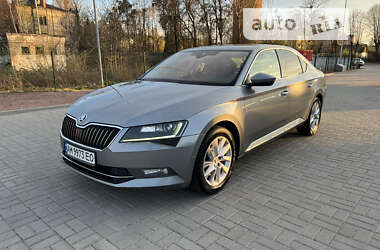 Ліфтбек Skoda Superb 2016 в Житомирі