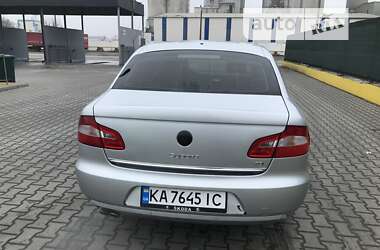 Лифтбек Skoda Superb 2011 в Кривом Озере