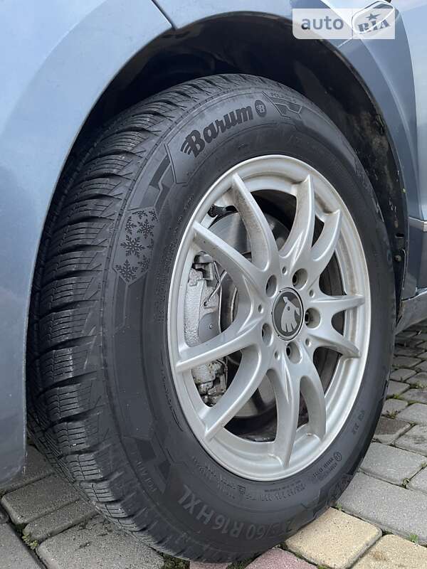 Лифтбек Skoda Superb 2009 в Иршаве