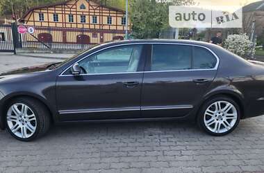 Ліфтбек Skoda Superb 2011 в Львові