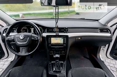 Універсал Skoda Superb 2012 в Береговому