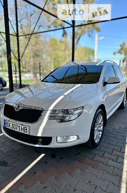 Універсал Skoda Superb 2013 в Вінниці