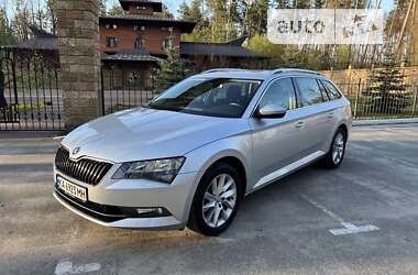 Универсал Skoda Superb 2018 в Киеве