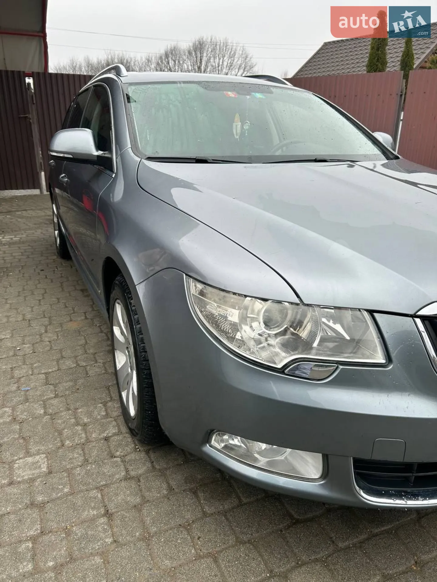 2010 Skoda Superb - мініатюра 13