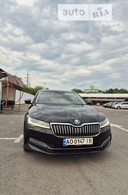 Лифтбек Skoda Superb 2019 в Ужгороде