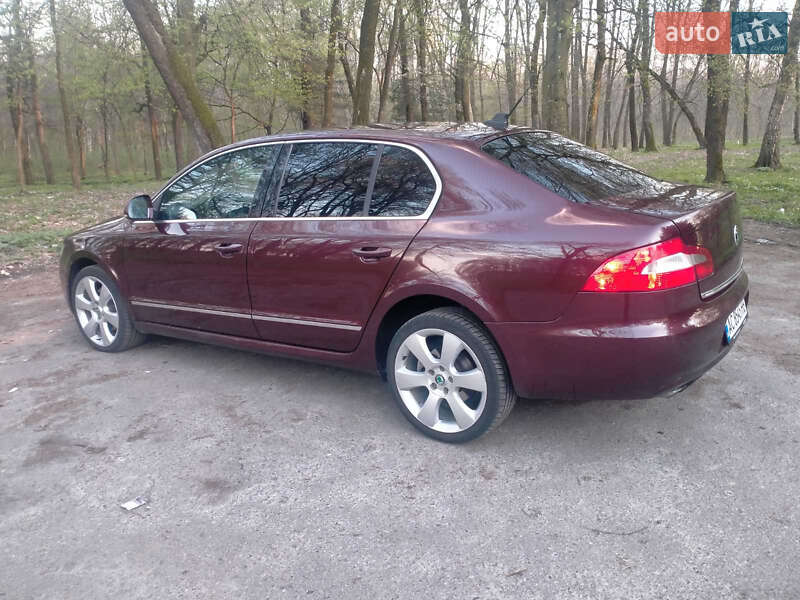 Лифтбек Skoda Superb 2008 в Горохове