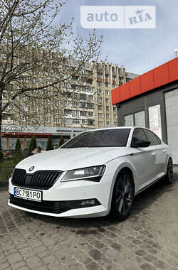 Ліфтбек Skoda Superb 2019 в Львові