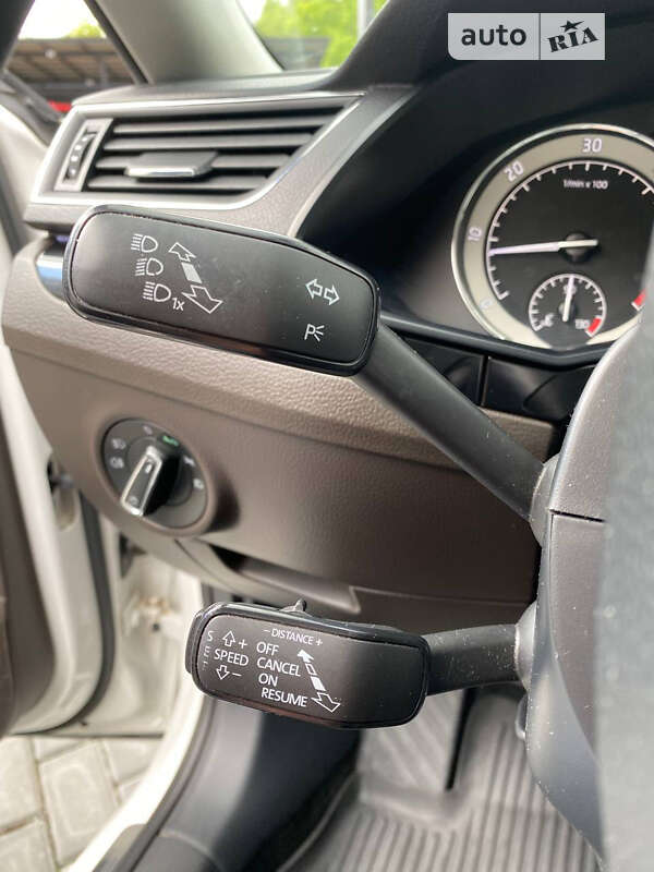 Универсал Skoda Superb 2015 в Сваляве фото 26 Универсал Skoda Superb 2015 в Сваляве
