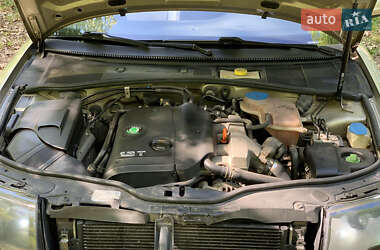 Лифтбек Skoda Superb 2005 в 