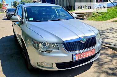 Універсал Skoda Superb 2012 в Млиніві