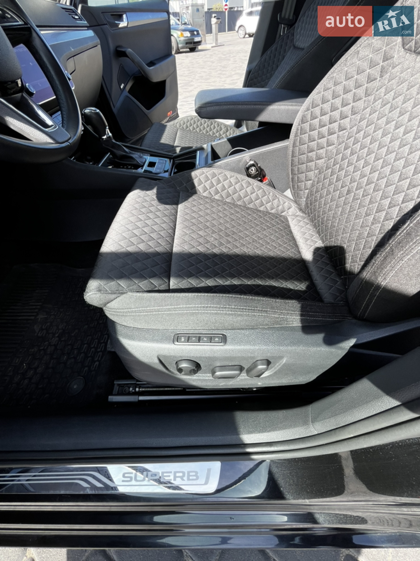 2019 Skoda Superb - мініатюра 19